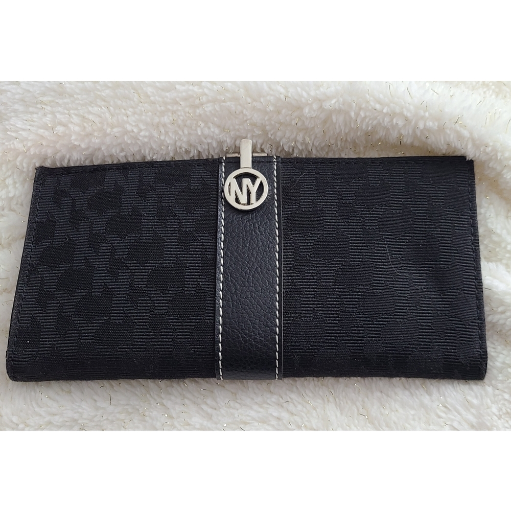 Card/checkbook holder